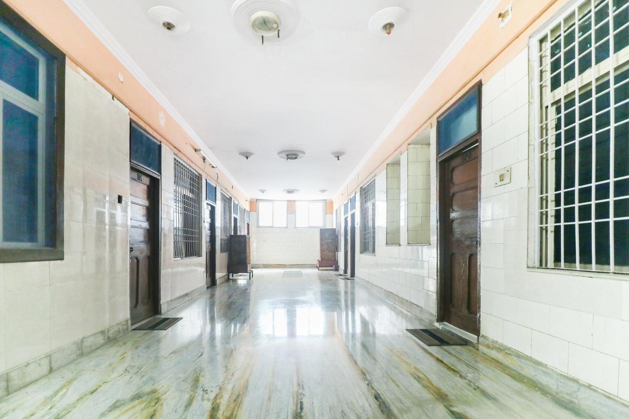 Spot On Hotel Anand Bhawan Aligarh Luaran gambar