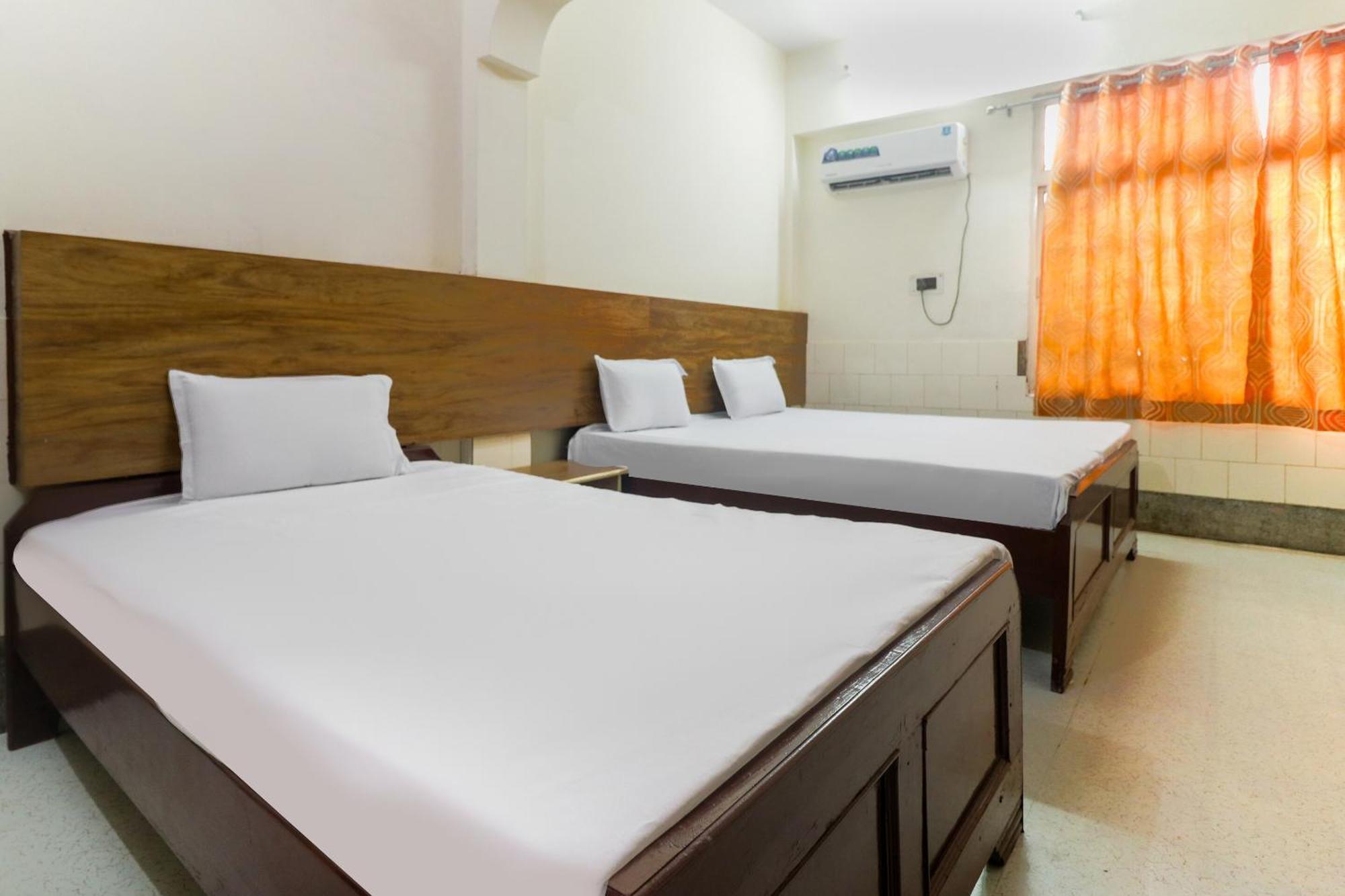 Spot On Hotel Anand Bhawan Aligarh Luaran gambar